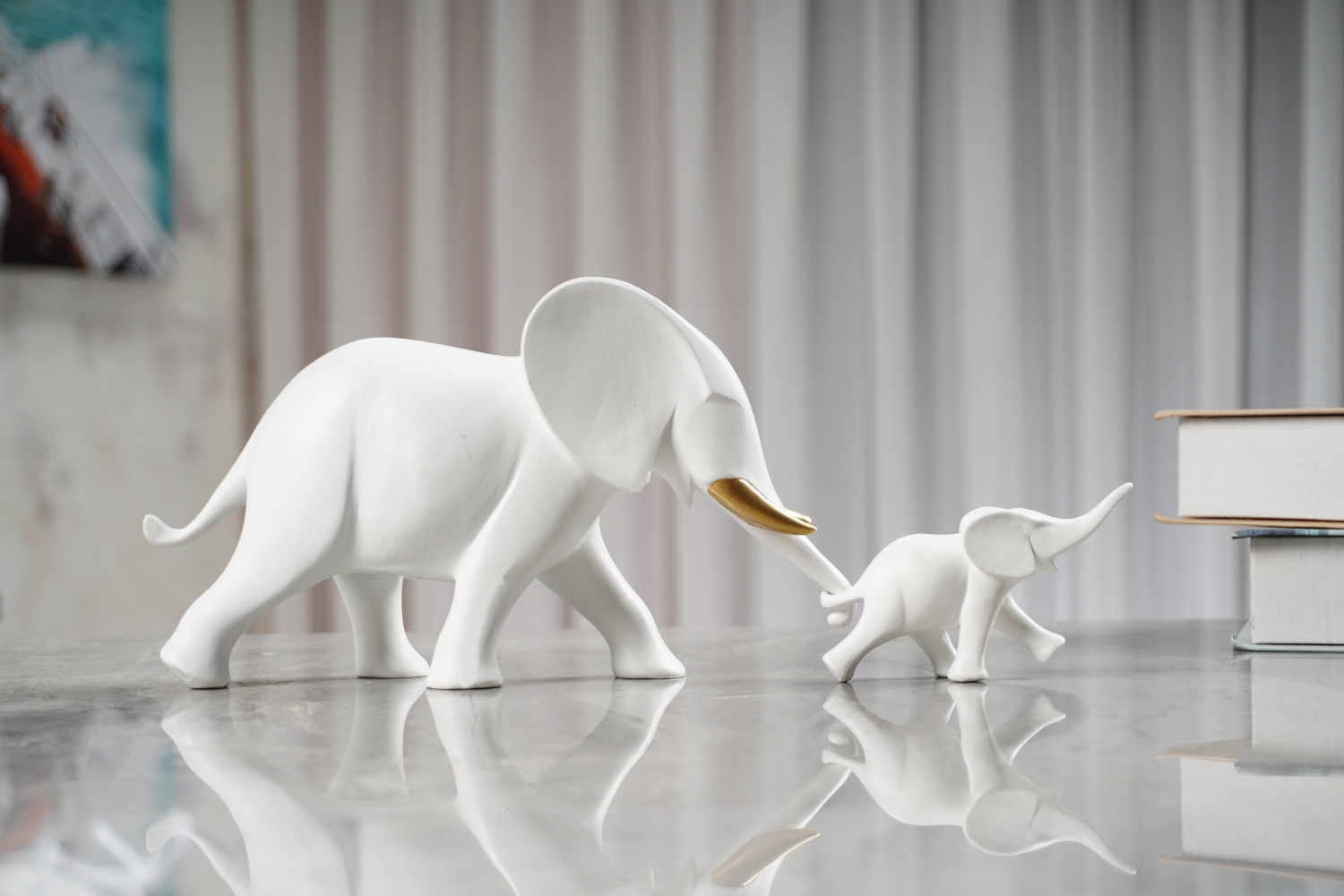 FIGURA MAMÁ E HIJO ELEFANTE BLANCO - Imagen 2