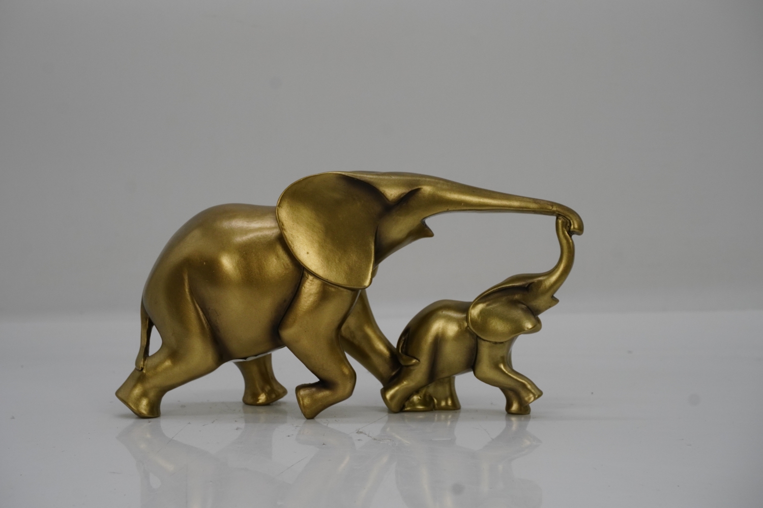 FIGURA ELEFANTES DORADOS - Imagen 3