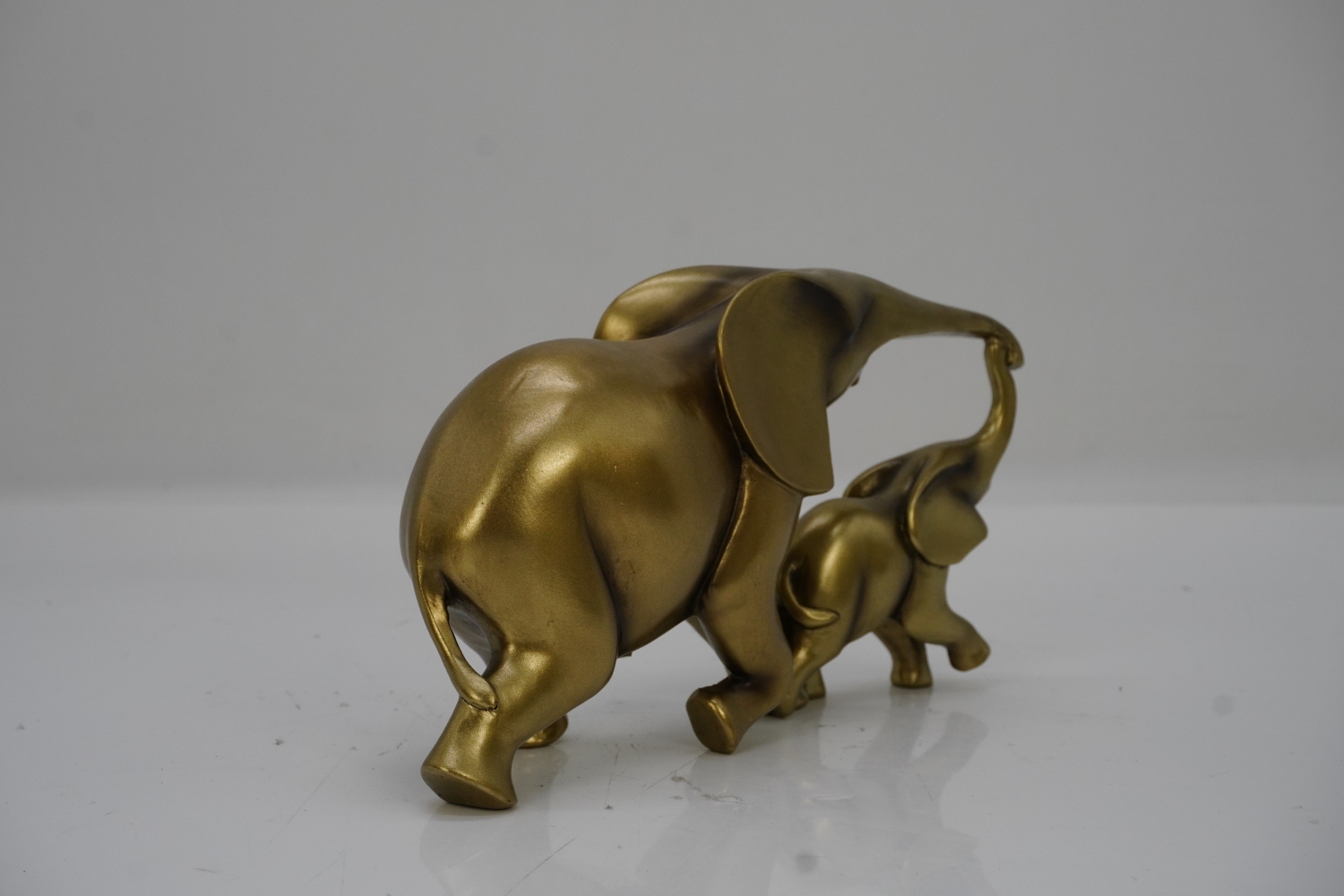 FIGURA ELEFANTES DORADOS - Imagen 4