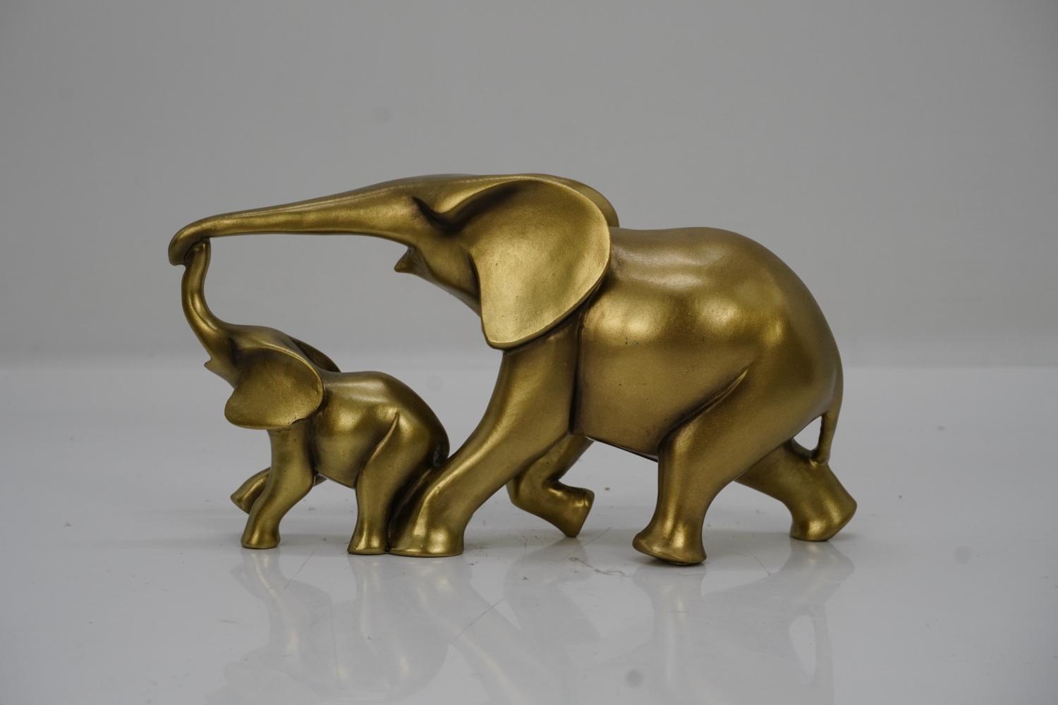 FIGURA ELEFANTES DORADOS - Imagen 5