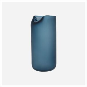 Alessia Vase